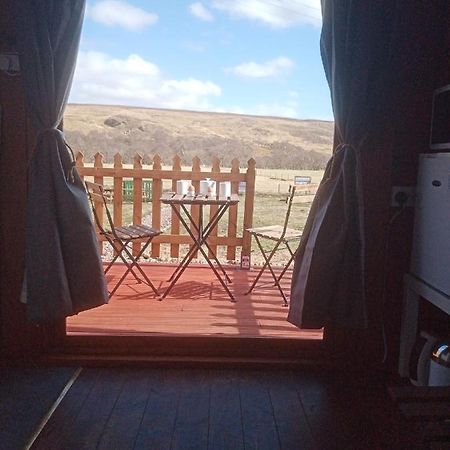 Wee Hoose Glaping Pod 2 Hotel Skail Bagian luar foto