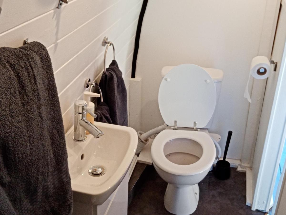 Wee Hoose Glaping Pod 2 Hotel Skail Bagian luar foto